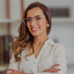 Larissa Faria